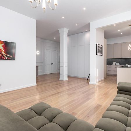A++ Executive Apartment With Luxury Sauna Room Riga Oda fotoğraf